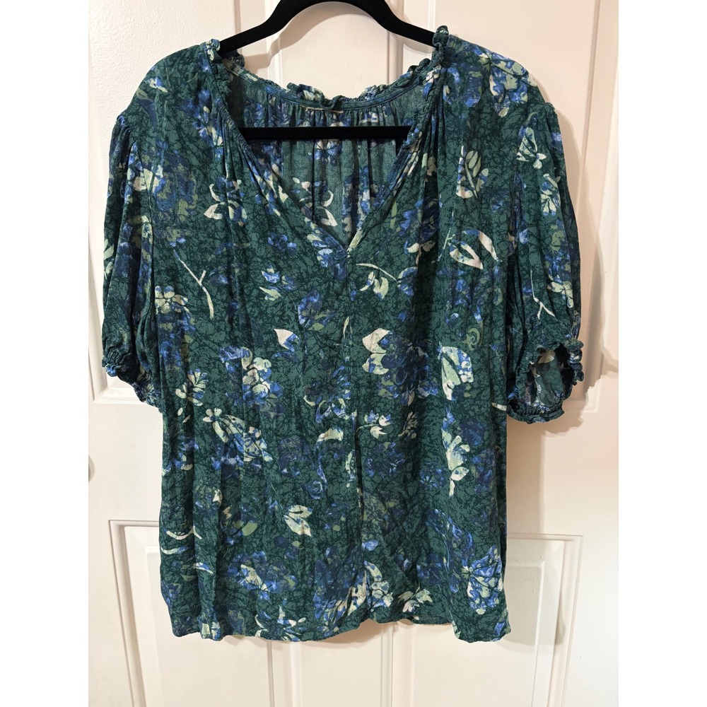 American Eagle | Plus size Green Floral Puff Sleeve Blouse || XXL ||